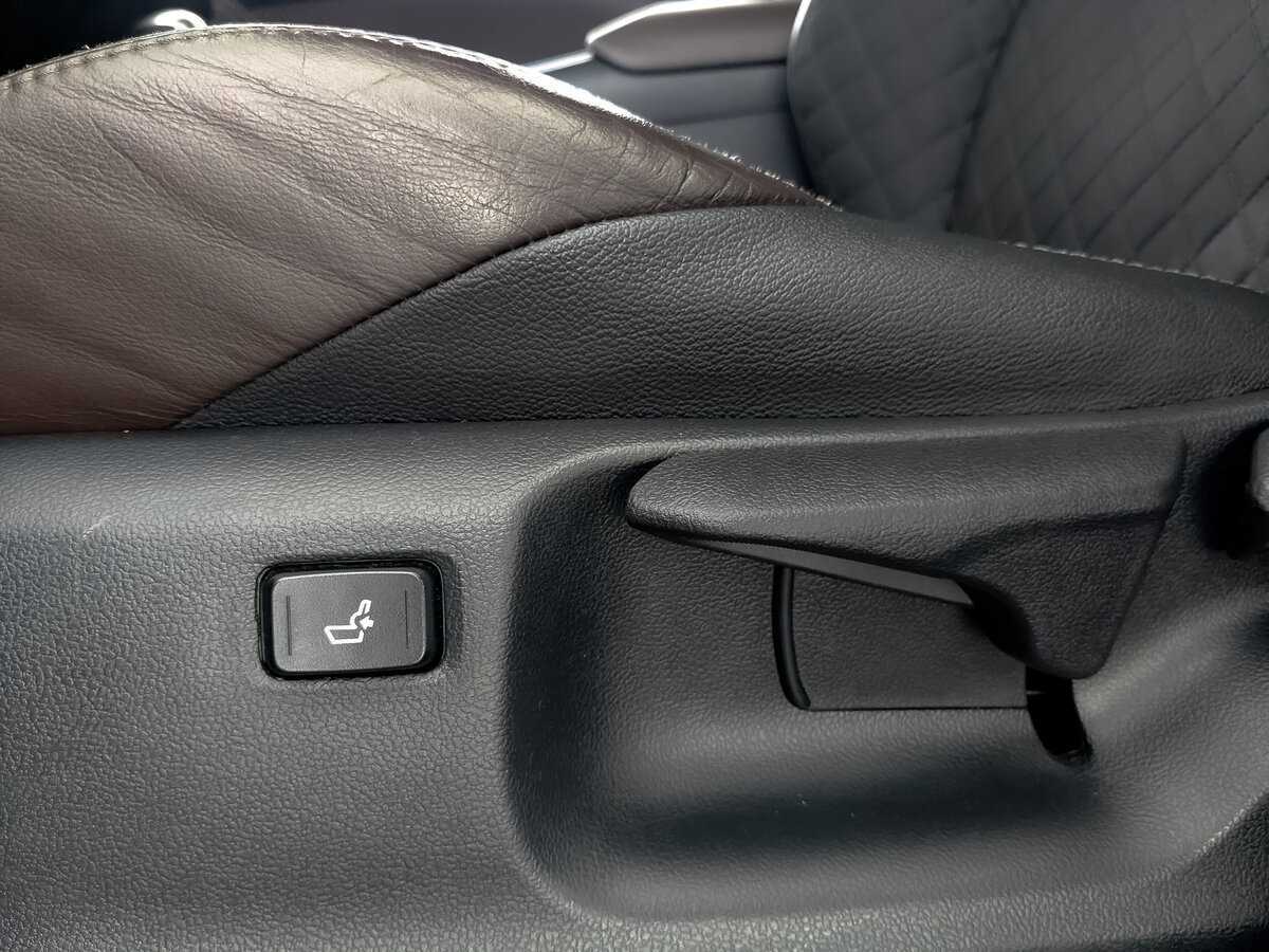 Toyota C-HR 2017 года с пробегом. Фото: #28