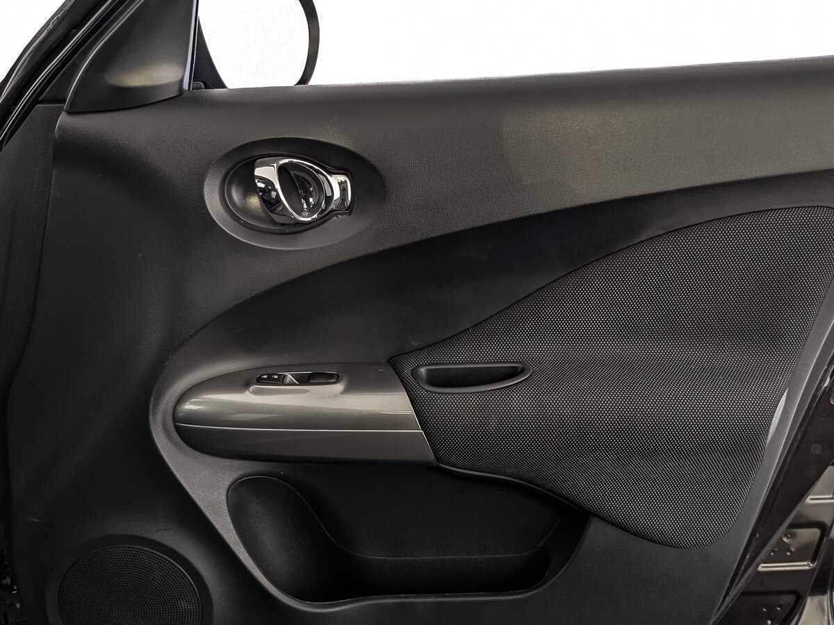 Б/У Ниссан Жук 2013 года. Фото: #24