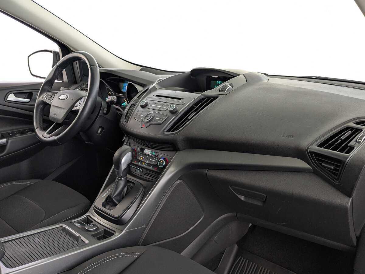 Б/У Форд Куга 2018 года. Фото: #12