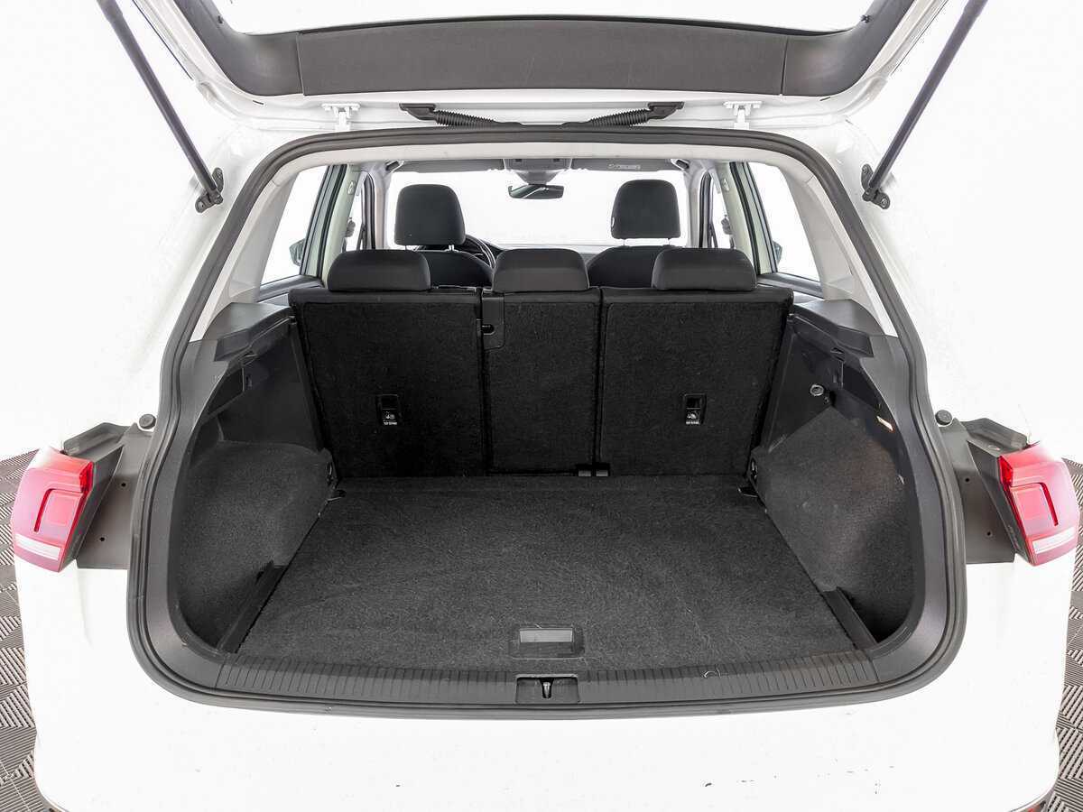 Volkswagen Tiguan 2021 года с пробегом. Фото: #9
