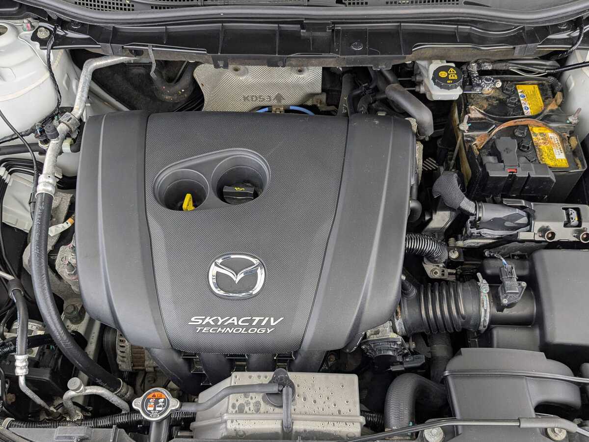 Б/У Мазда Ц-Икс-5 2016 года. Фото: #8