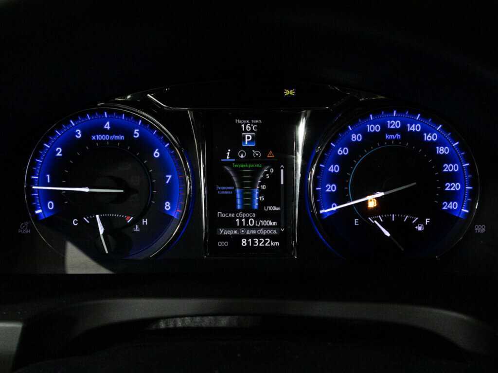 Toyota Camry 2015 года с пробегом. Фото: #11