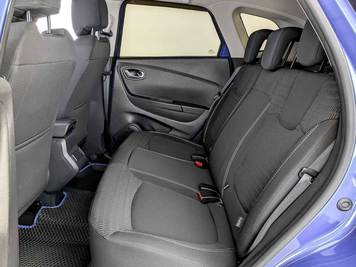 Б/У Рено Каптюр 2021 года. Фото: #11