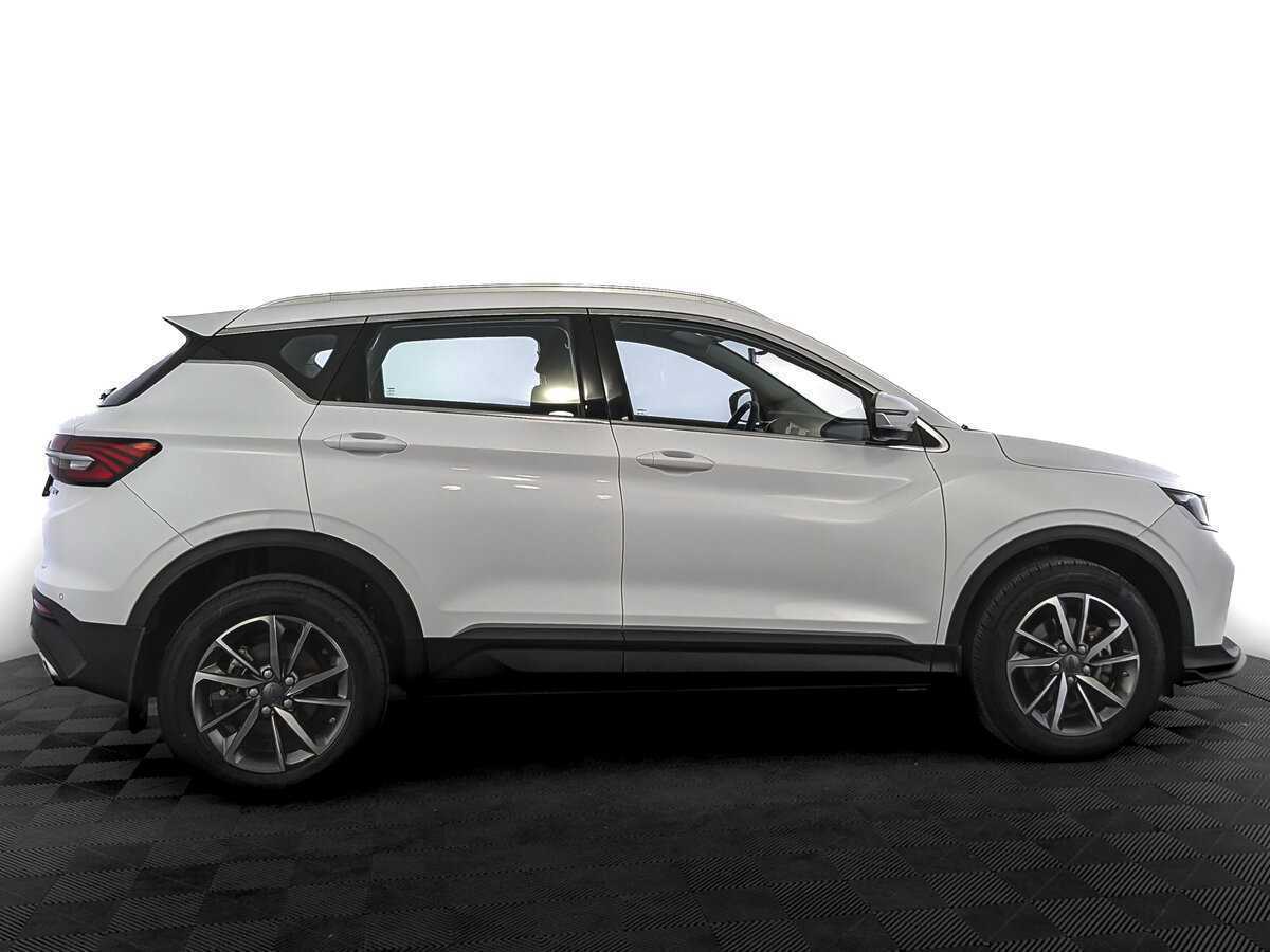 Geely Coolray 2023 года с пробегом. Фото: #3