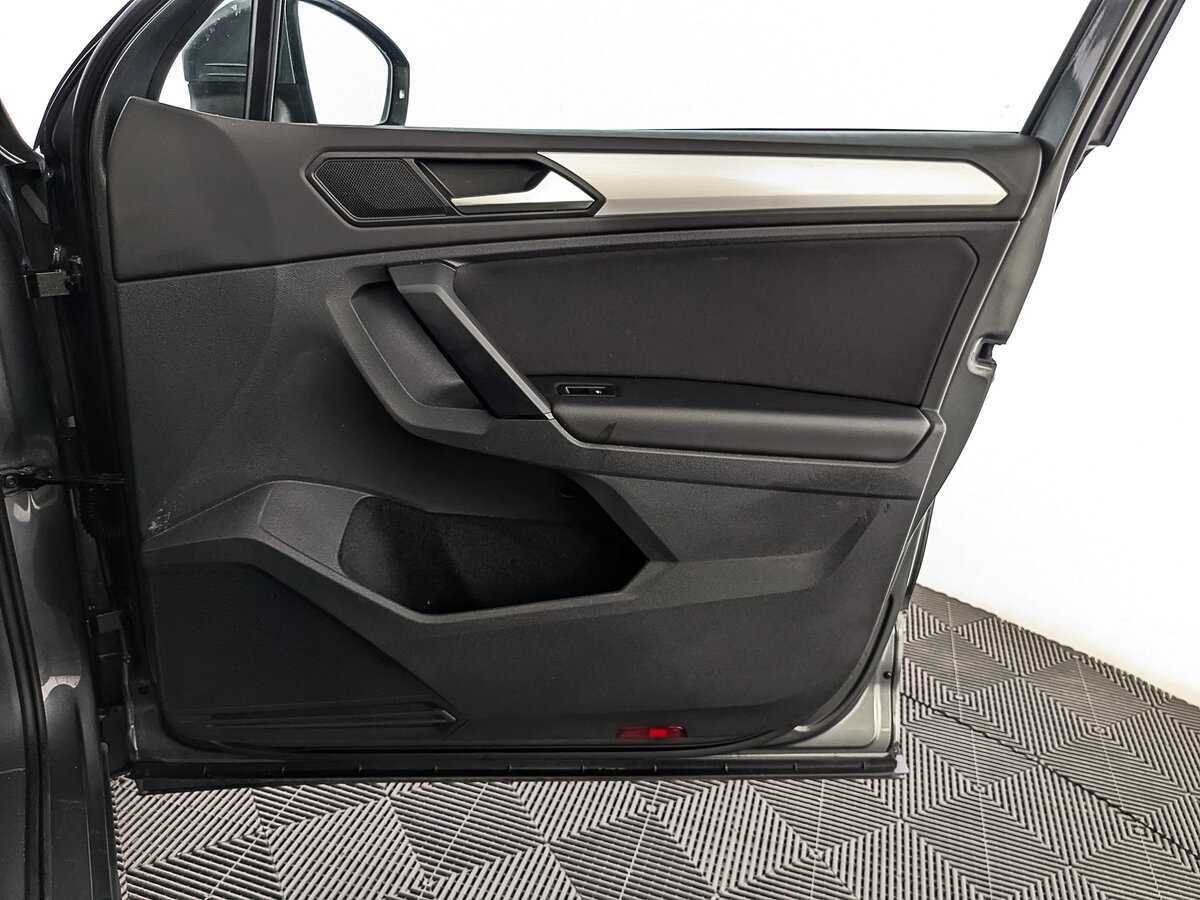 Volkswagen Tiguan 2021 года с пробегом. Фото: #21