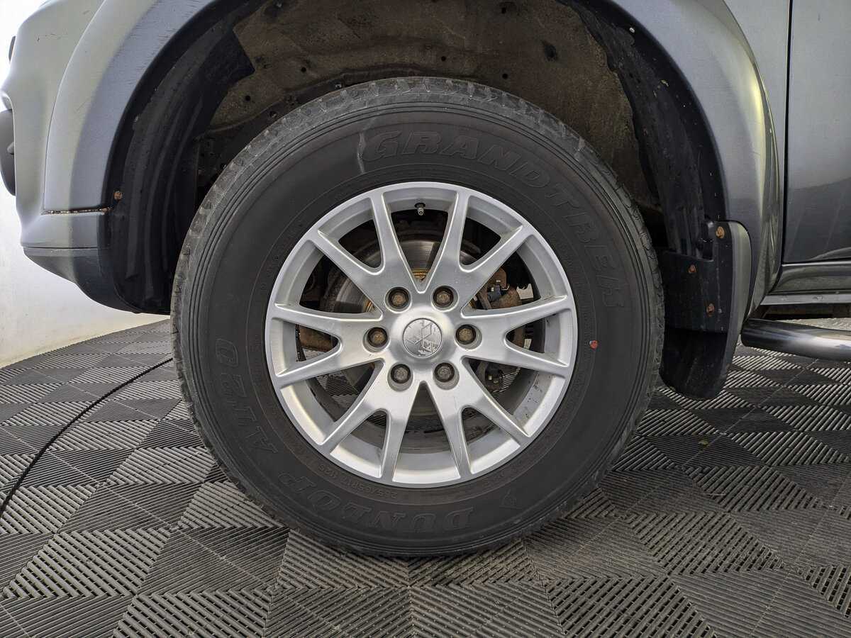 Б/У Митсубиши Паджеро Спорт 2013 года. Фото: #11