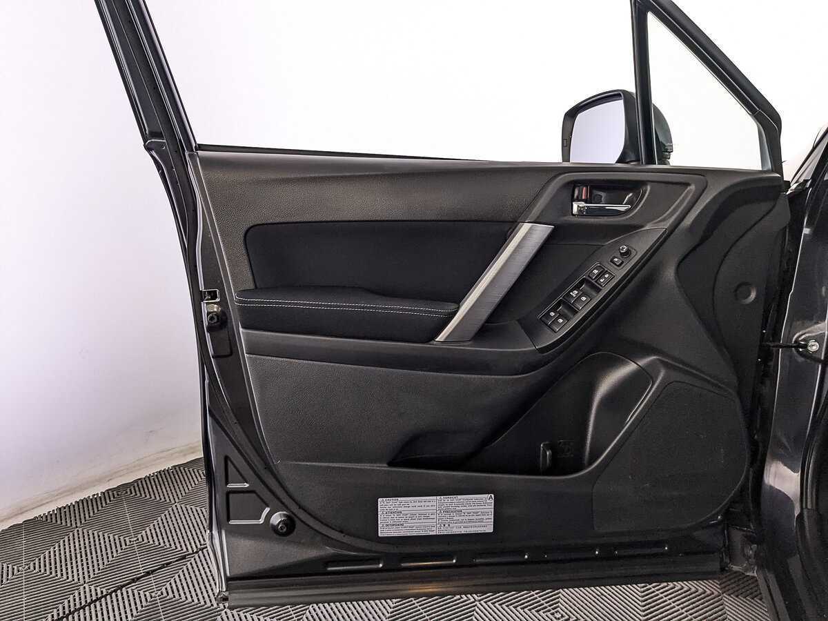 Б/У Субару Форестер 2013 года. Фото: #16