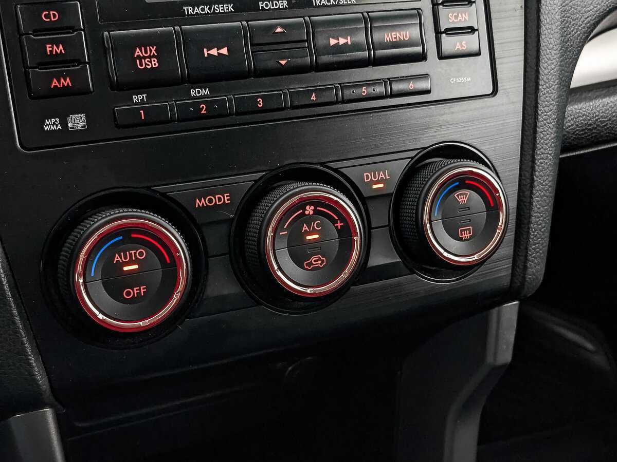 Б/У Субару Форестер 2013 года. Фото: #21