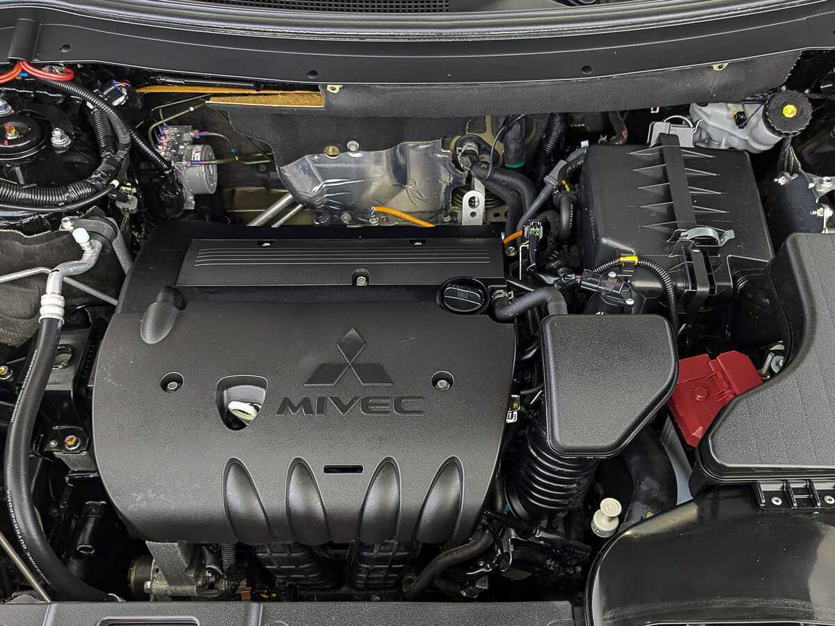 Mitsubishi Outlander 2021 года с пробегом. Фото: #8