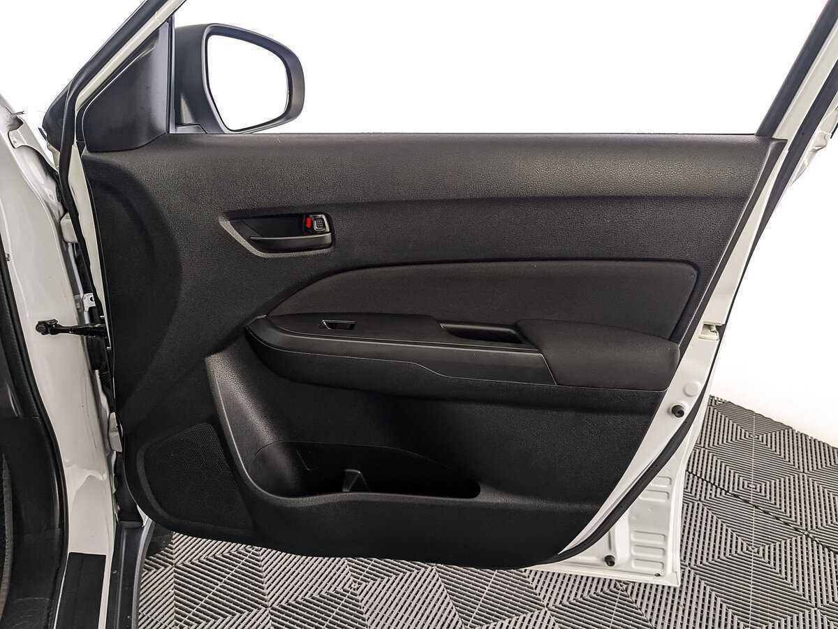 Б/У Сузуки Витара 2019 года. Фото: #24