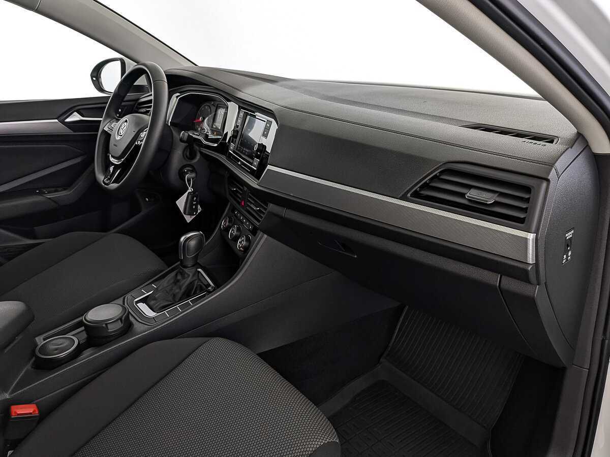 Volkswagen Jetta 2020 года с пробегом. Фото: #12