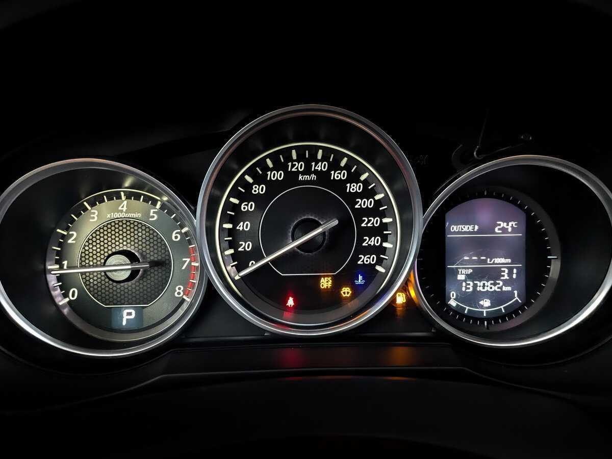 Б/У Мазда 6 2014 года. Фото: #12