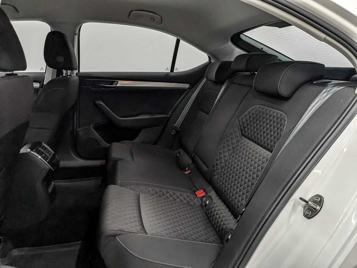Skoda Superb 2020 года с пробегом. Фото: #18