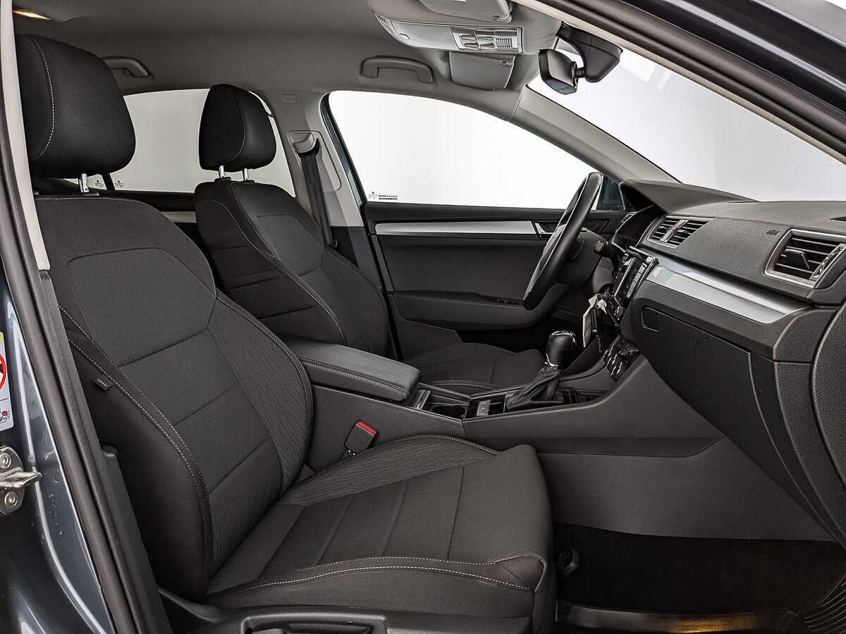 Skoda Superb 2019 года с пробегом. Фото: #23