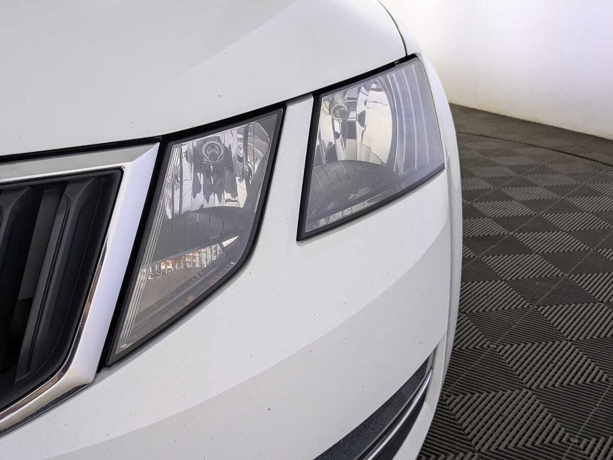 Б/У Шкода Октавия 2019 года. Фото: #10