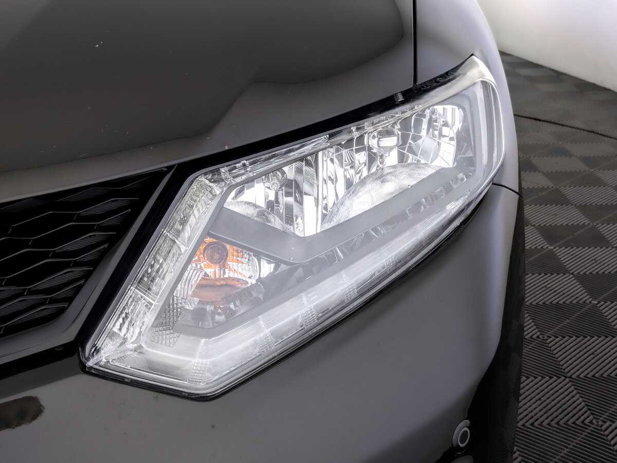 Б/У Ниссан Икс-Трейл 2017 года. Фото: #14