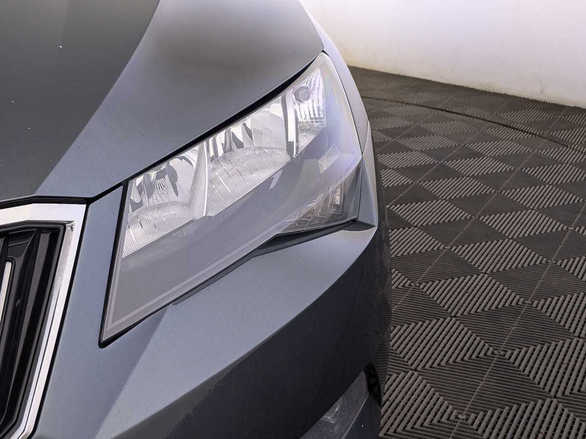 Skoda Superb 2018 года с пробегом. Фото: #10