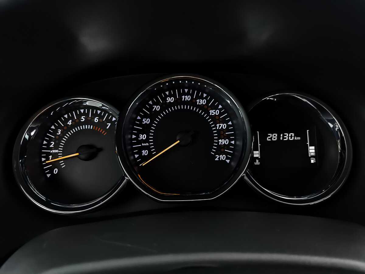 Б/У Рено Сандеро 2022 года. Фото: #11