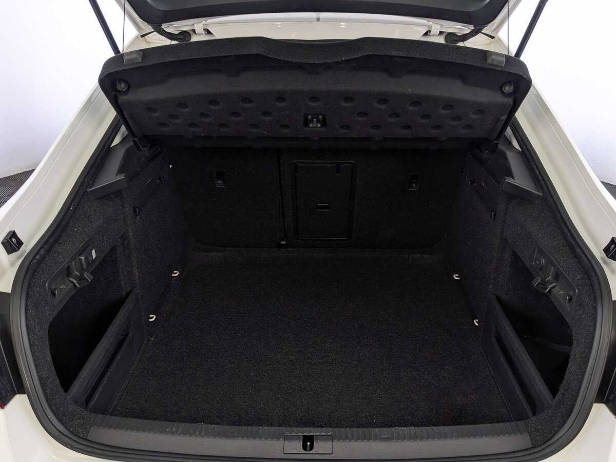 Б/У Шкода Суперб 2017 года. Фото: #9