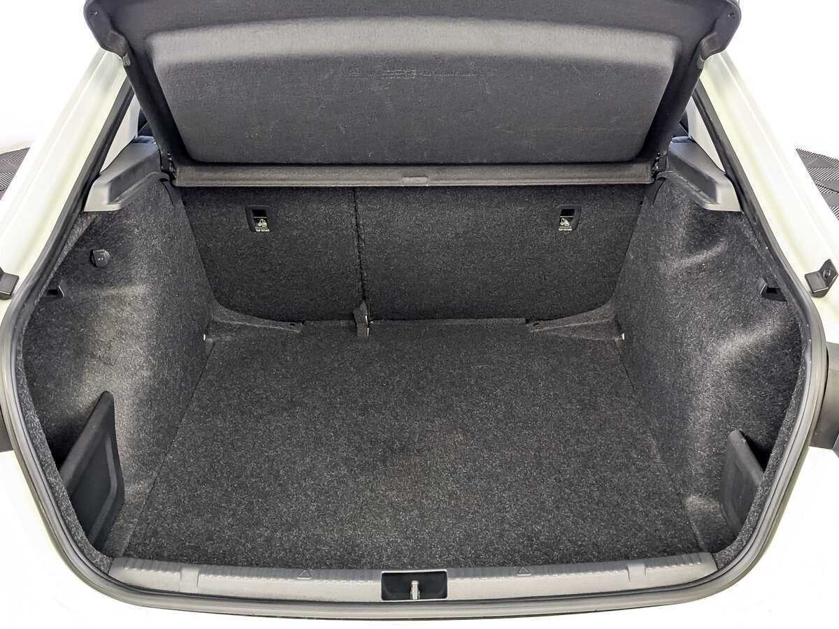 Б/У Шкода Рапид 2020 года. Фото: #9