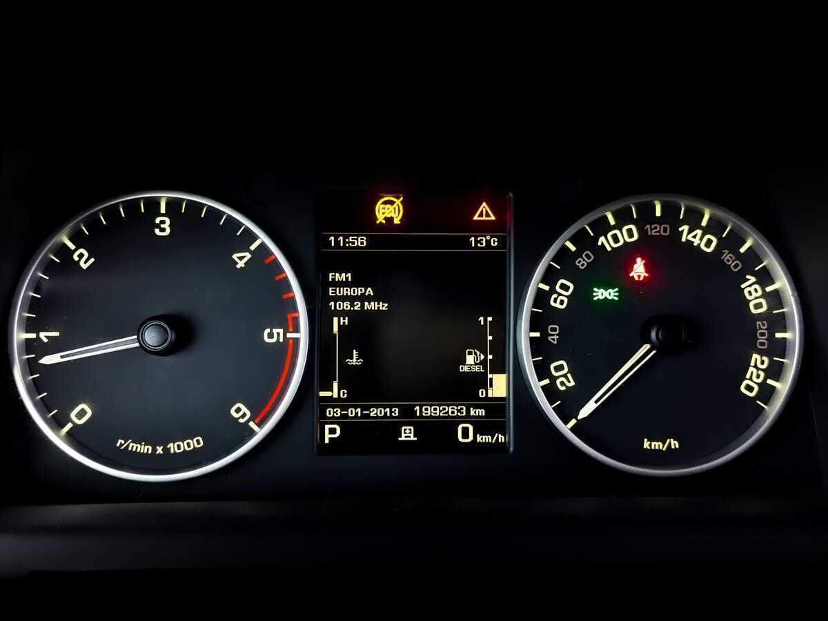 Land Rover Discovery 2015 года с пробегом. Фото: #11