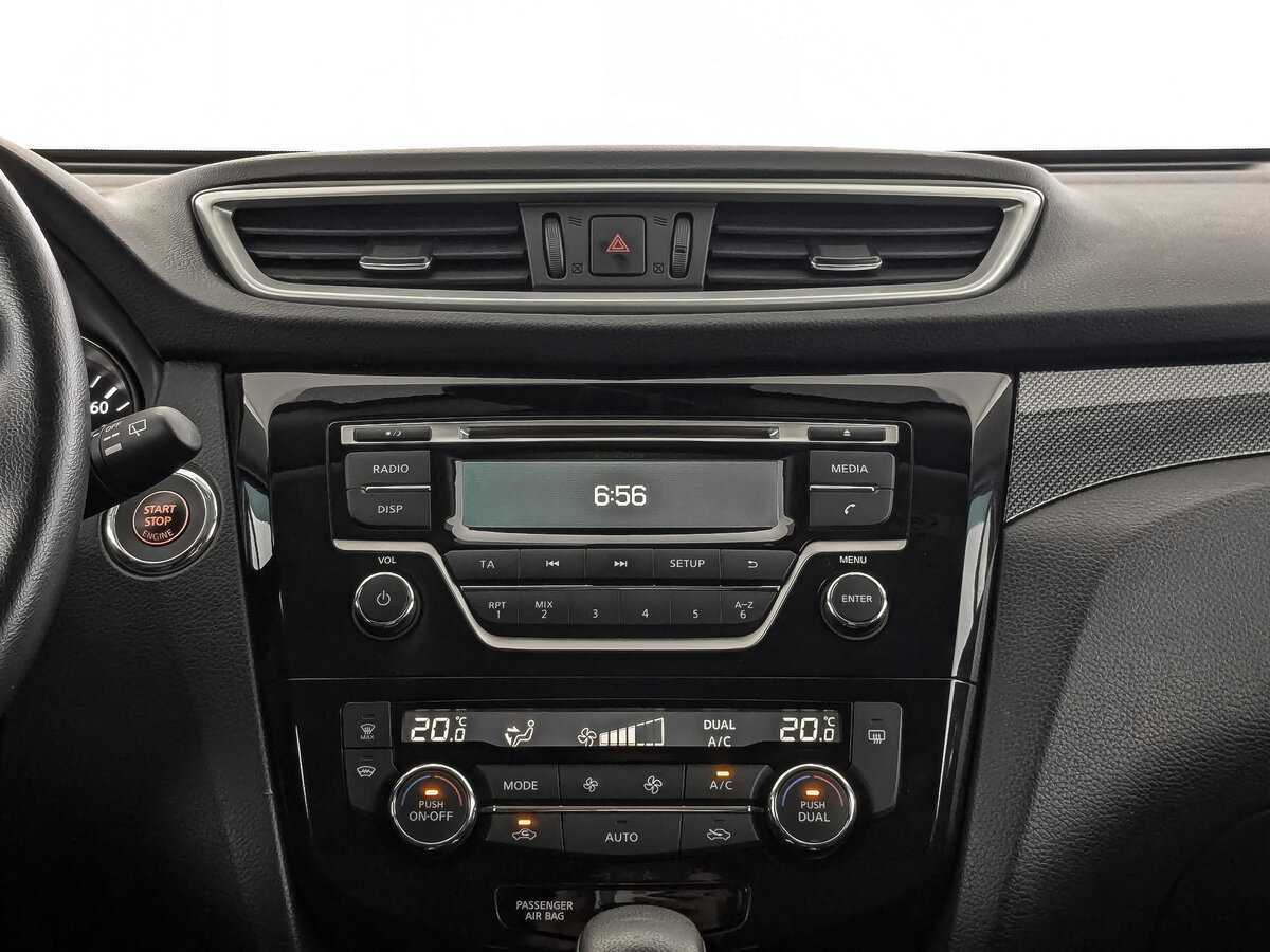 Б/У Ниссан Икс-Трейл 2015 года. Фото: #14