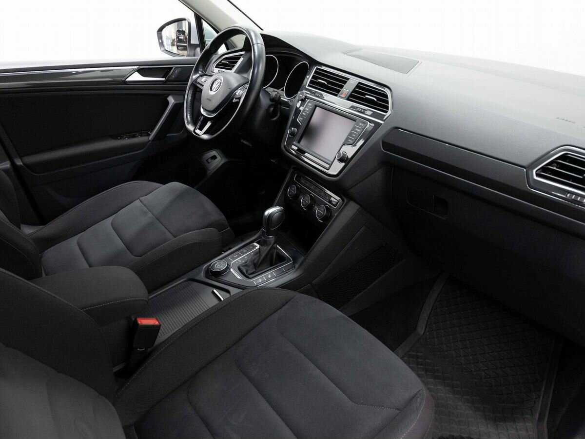 Volkswagen Tiguan 2017 года с пробегом. Фото: #11