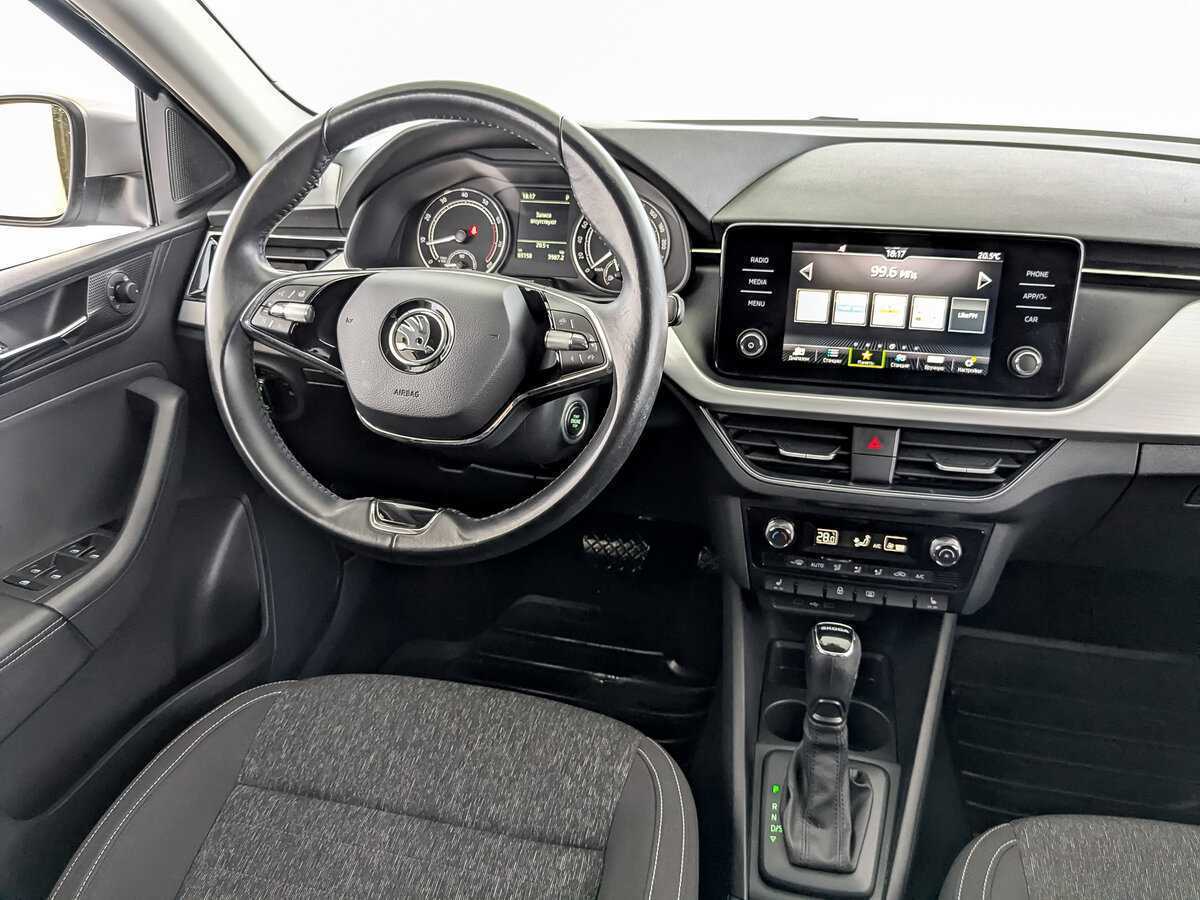 Б/У Шкода Рапид 2021 года. Фото: #23