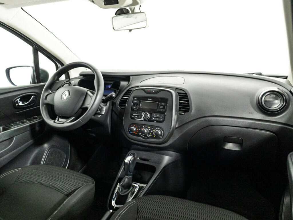 Б/У Рено Каптюр 2018 года. Фото: #8