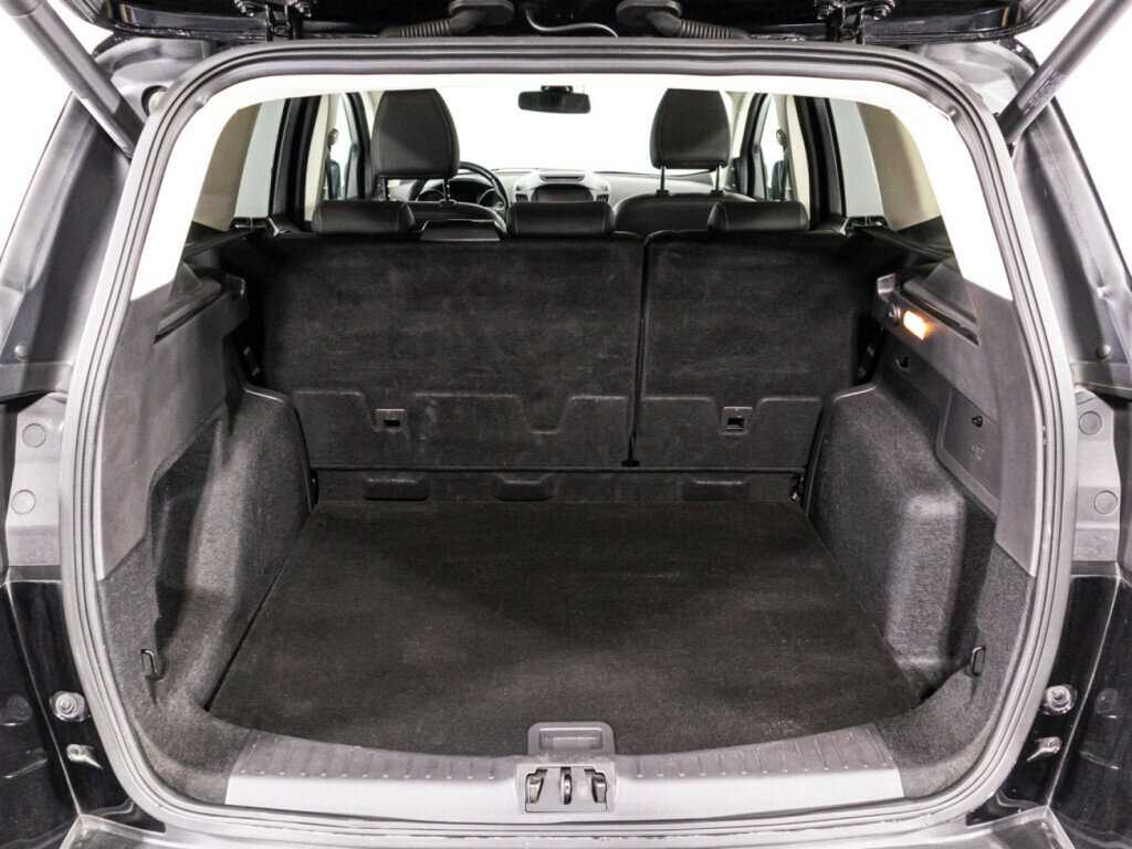 Б/У Форд Куга 2017 года. Фото: #14