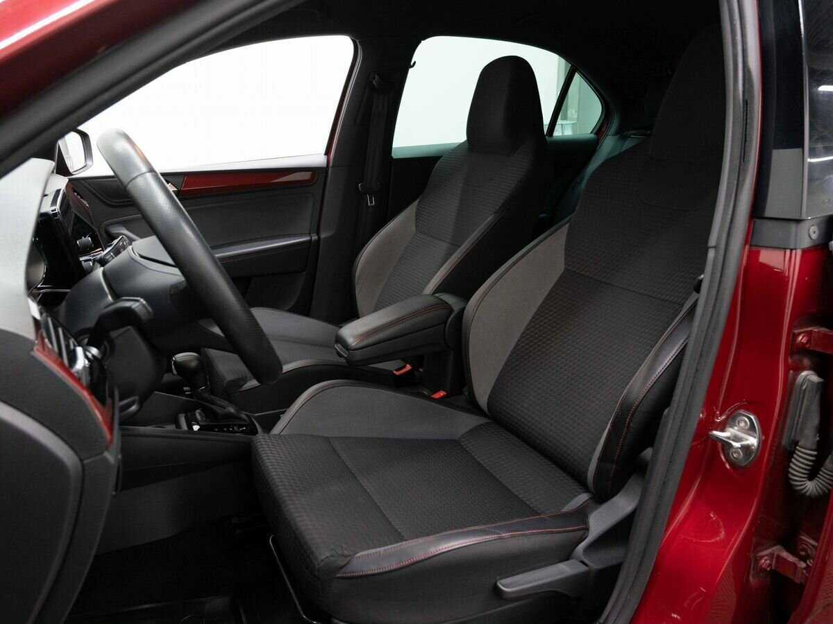 Б/У Фольксваген Поло 2021 года. Фото: #8