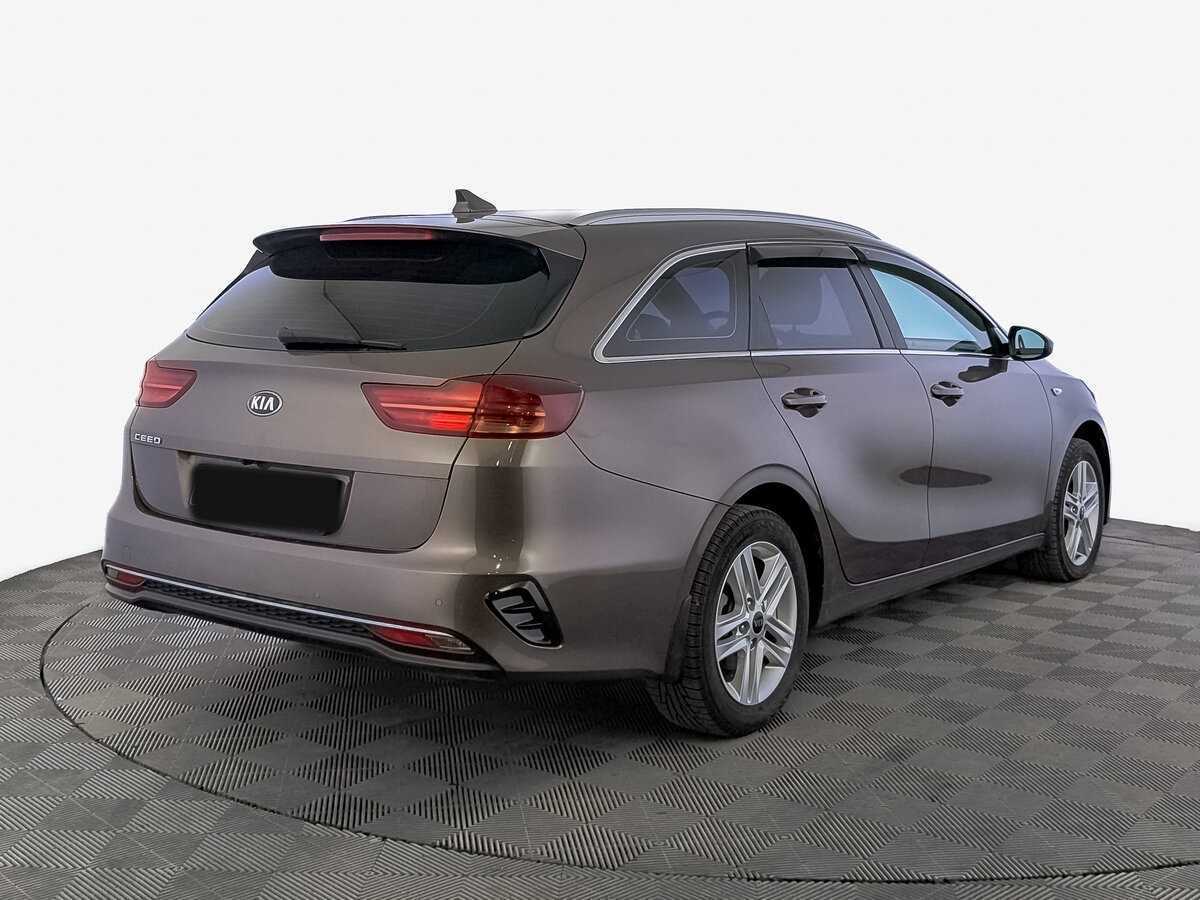 Kia Ceed 2021 года с пробегом. Фото: #4