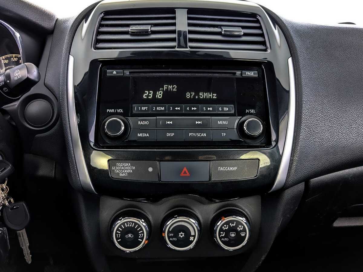 Б/У Пежо 4008 2014 года. Фото: #14