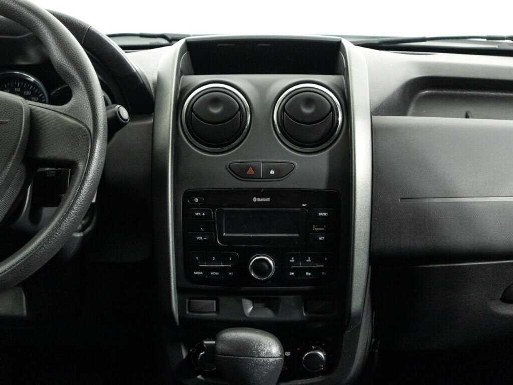 Б/У Рено Дастер 2017 года. Фото: #13