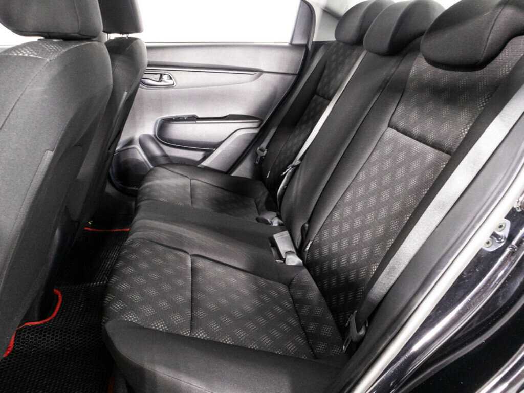 Б/У Киа Рио 2018 года. Фото: #9