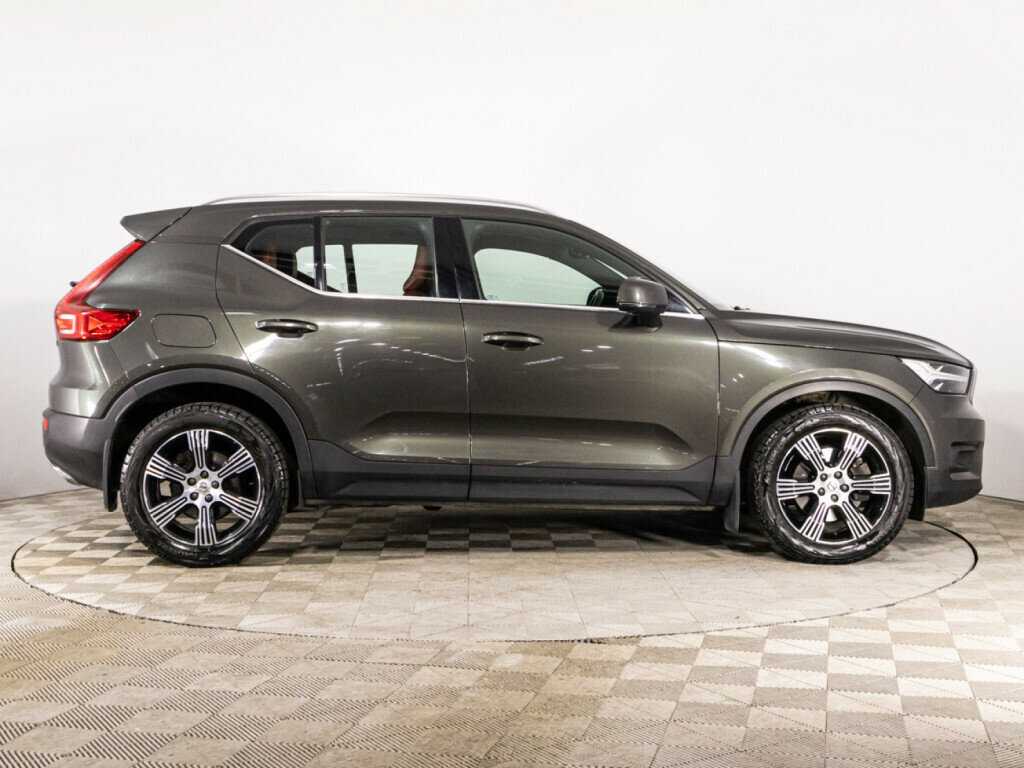 Volvo XC40 2018 года с пробегом. Фото: #3