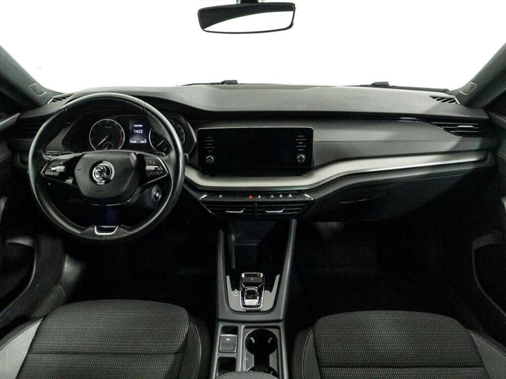 Skoda Octavia 2021 года с пробегом. Фото: #12
