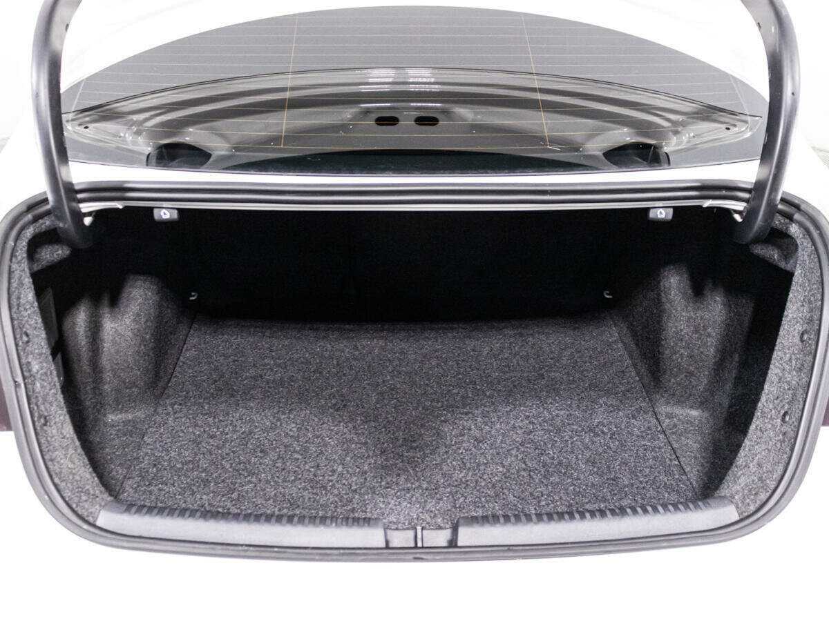 Б/У Фольксваген Джетта 2015 года. Фото: #14