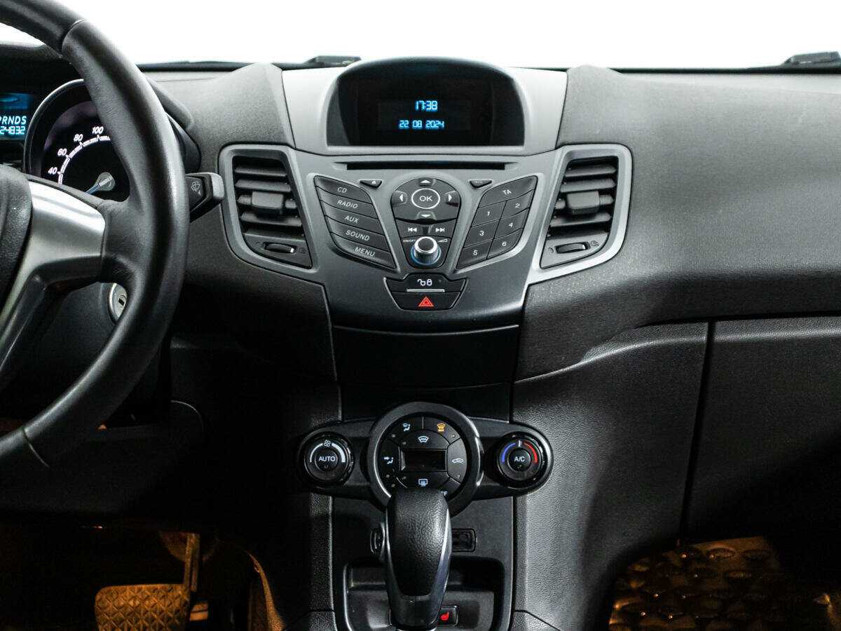 Б/У Форд Фиеста 2016 года. Фото: #13