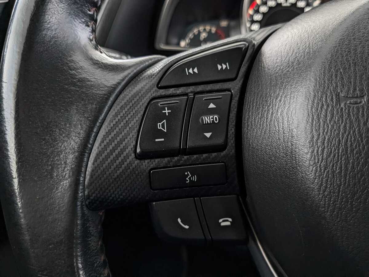 Б/У Мазда 3 2014 года. Фото: #26