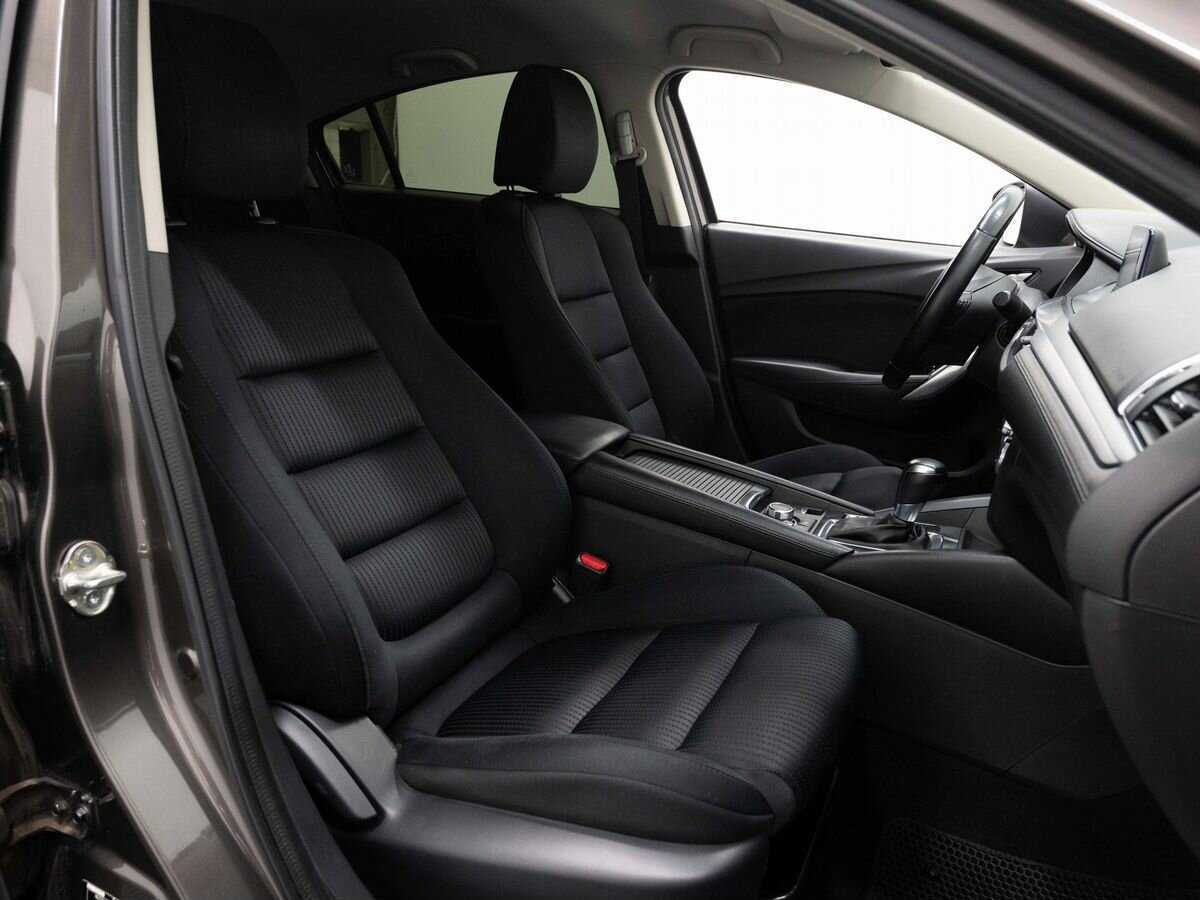 Б/У Мазда 6 2017 года. Фото: #12