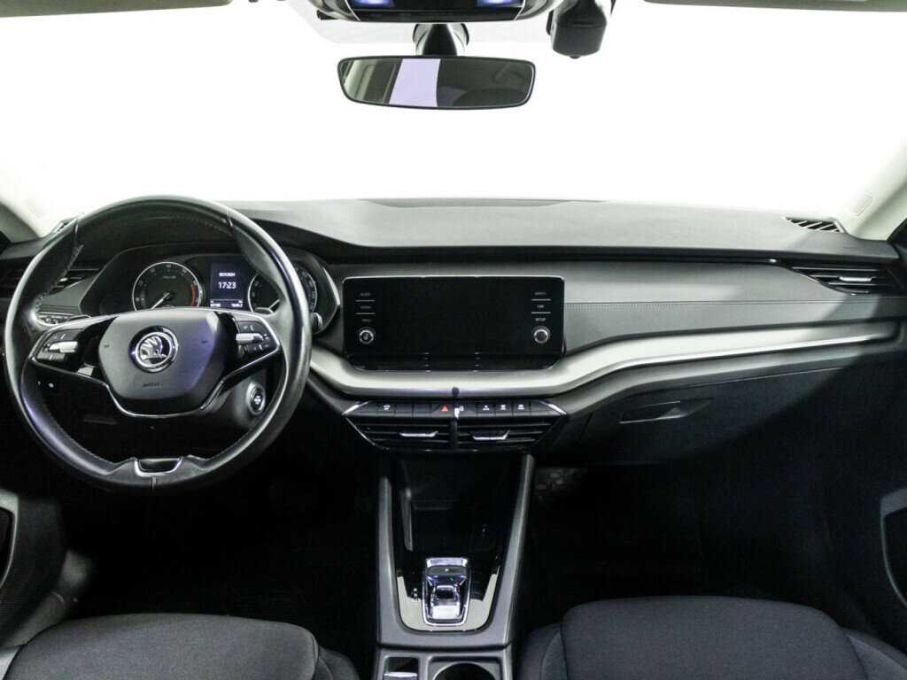 Skoda Octavia 2021 года с пробегом. Фото: #12