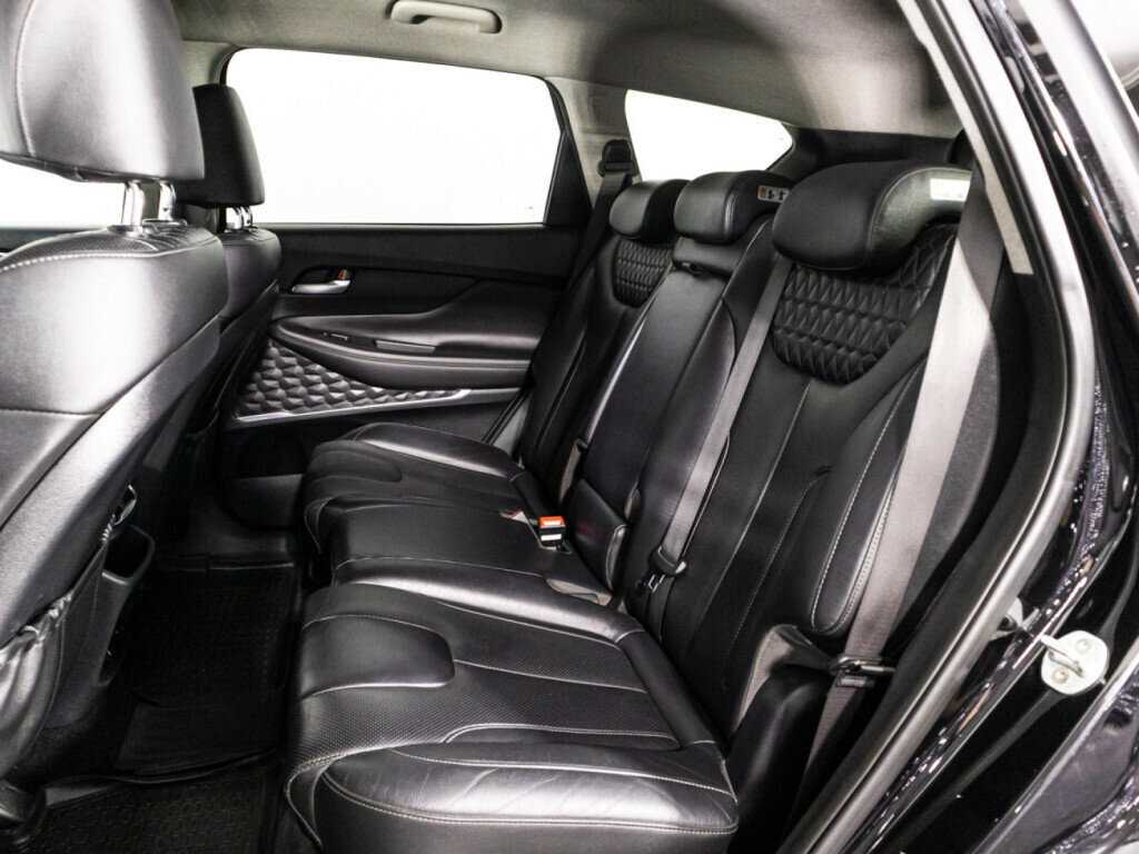 Hyundai Santa Fe 2019 года с пробегом. Фото: #9