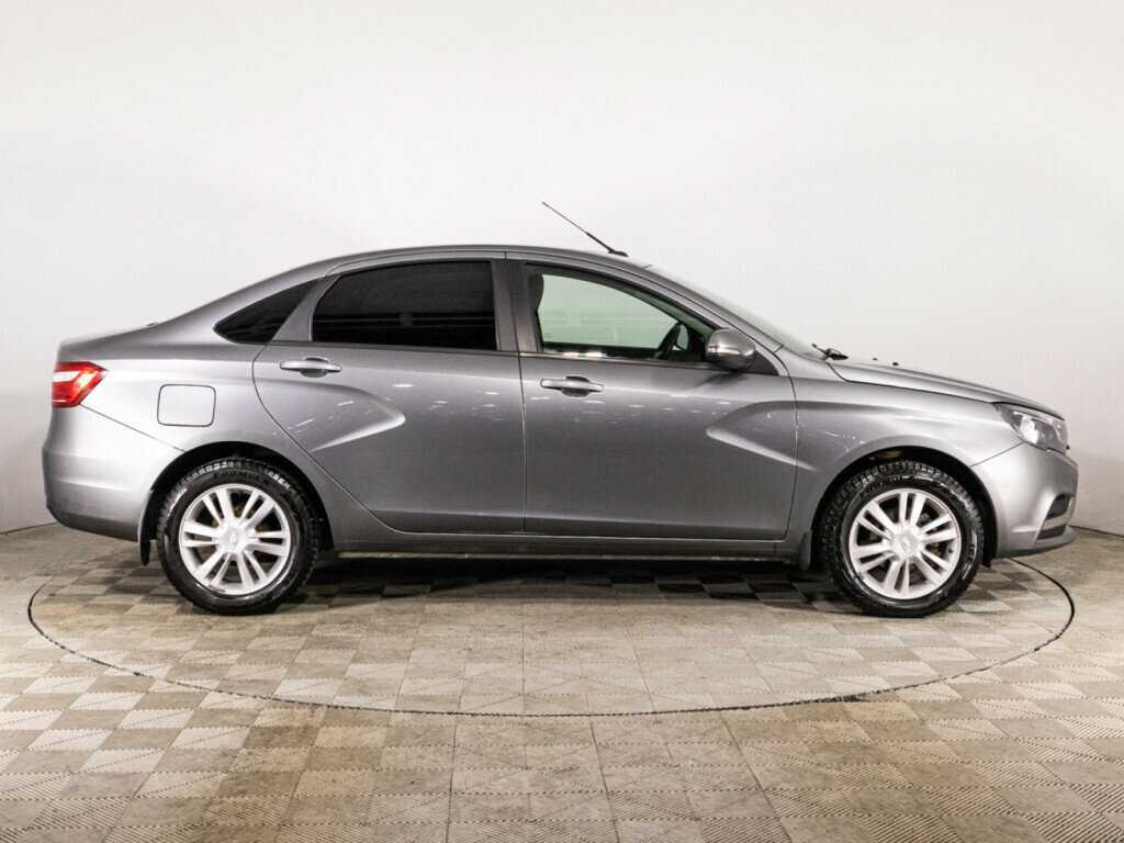 Б/У Лада (ВАЗ) Веста 2017 года. Фото: #3