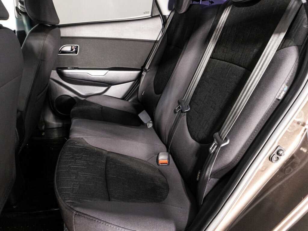 Б/У Киа Рио 2015 года. Фото: #9