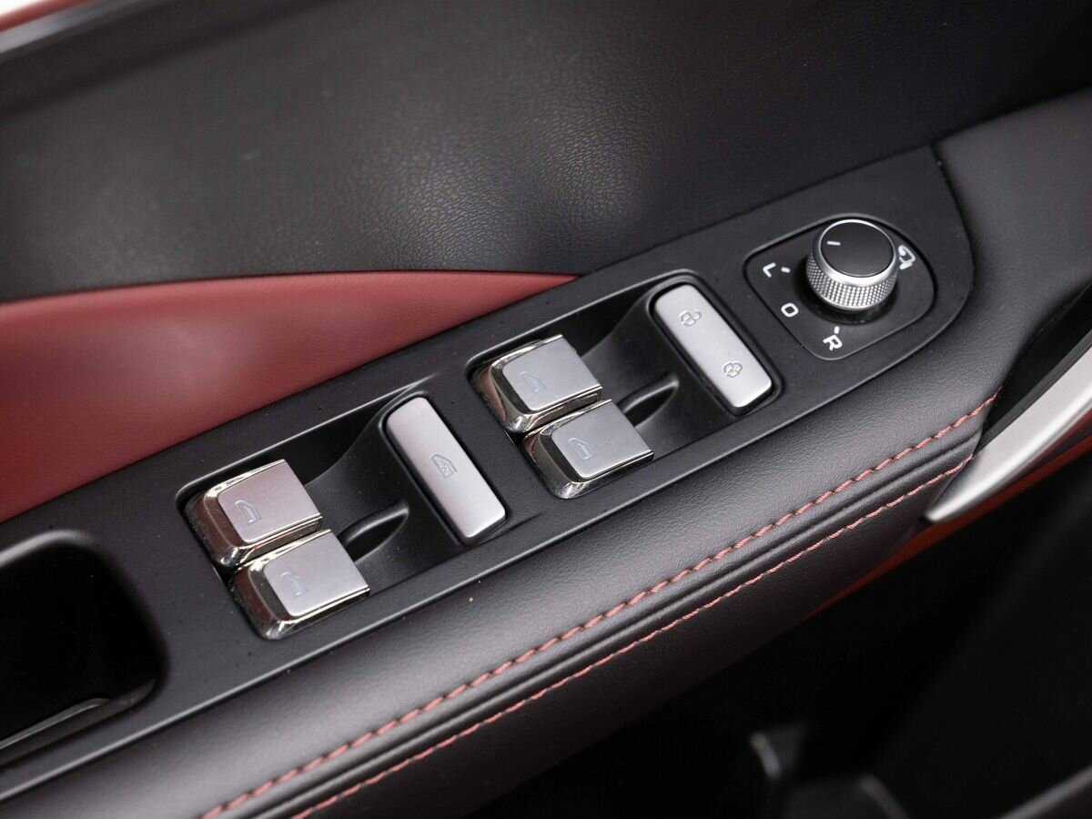 Geely Coolray 2023 года с пробегом. Фото: #16