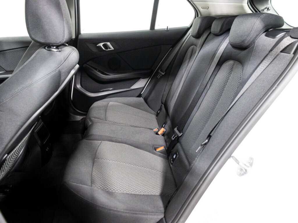 BMW 1 серии 2019 года с пробегом. Фото: #9