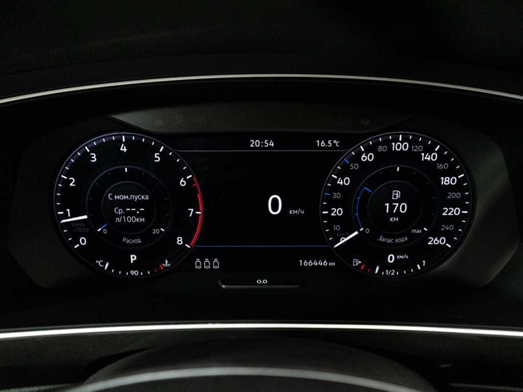 Volkswagen Tiguan 2018 года с пробегом. Фото: #11