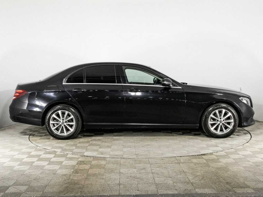 Mercedes-Benz E-Класс 2019 года с пробегом. Фото: #3