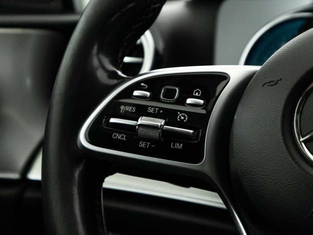 Mercedes-Benz E-Класс 2019 года с пробегом. Фото: #18